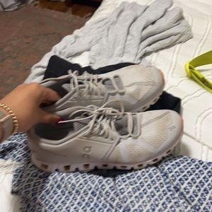 grey on clouds women